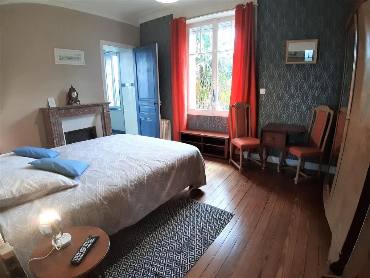La Garenne Bed & Breakfast Bricquebec Exterior foto
