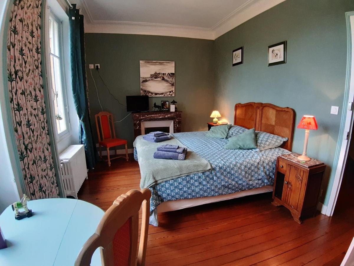 La Garenne Bed & Breakfast Bricquebec Exterior foto